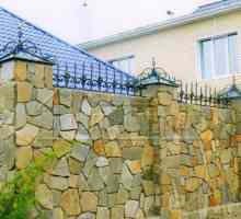 Caracteristici ale construcției de garduri din piatră