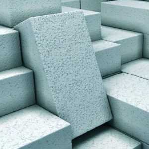 Consumul de adeziv pe blocuri de silicat cubice