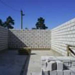 Caracteristici ale construcției zidurilor de sprijin pentru garaj