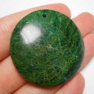 Tipuri și proprietăți de jad verde