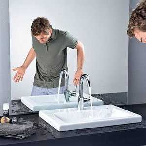 Instalați robinet în chiuvetă și chiuveta